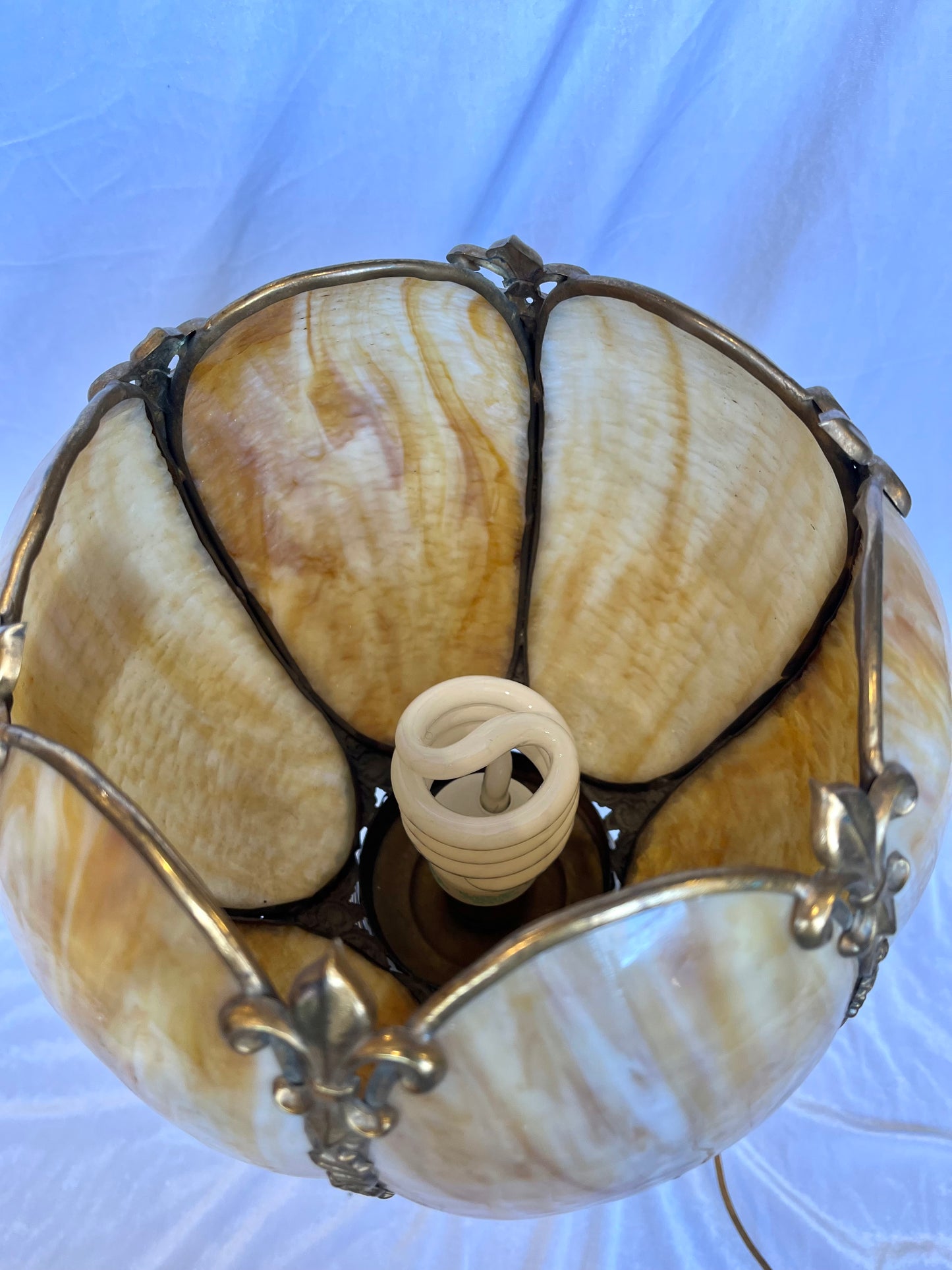 Slag Glass Brass Lamp with Fleur de Lis and Bows
